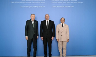 "Tərəfdaşlığımızı yeni səviyyəyə qaldırmaq arzusundayıq" - Pakistanın Baş naziri