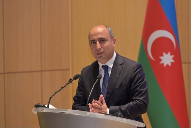 Nazirdən ikili diplom proqramları ilə bağlı açıqlama