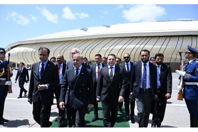 Şahbaz Şərifin Azərbaycana səfəri başa çatdı