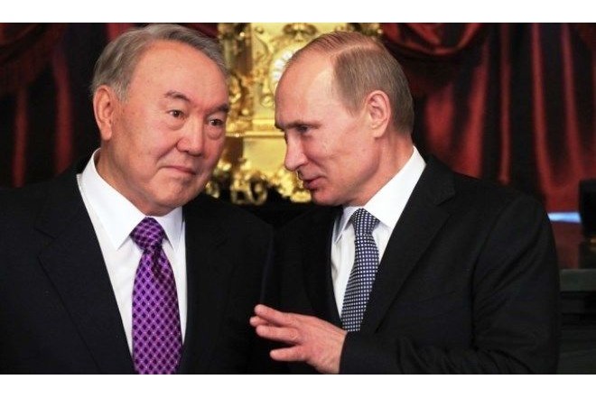 Putin Kremldə Nazarbayevlə görüşdü 