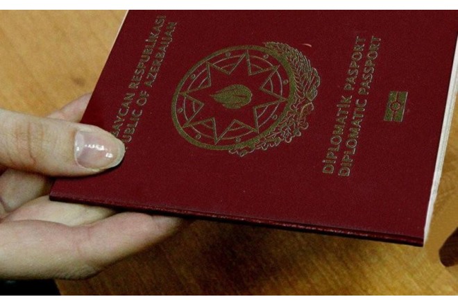 Bu şəxslərə də diplomatik pasport verilə bilər