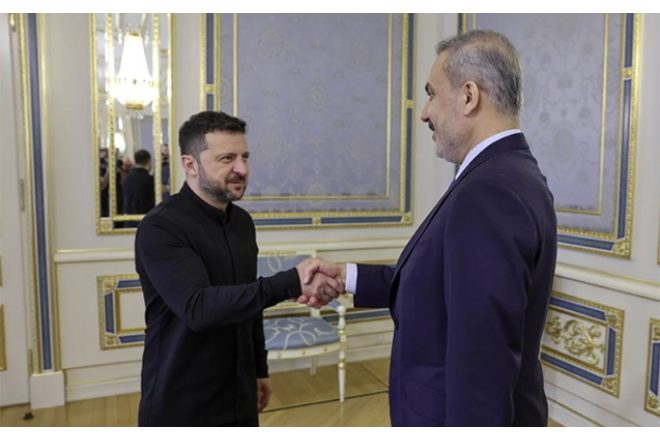 Zelenski Hakan Fidanı qəbul etdi - FOTOLAR