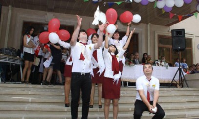 Bu ilki orta təhsil məzunlarının sayı açıqlandı 