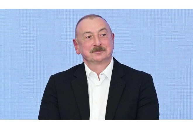Qətər əmiri Prezident Əliyevi təbrik etdi 