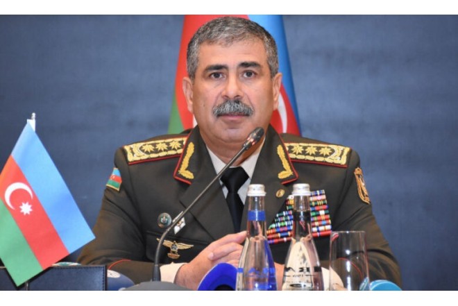 Nazir Azərbaycan Ordusunun şəxsi heyətini təbrik etdi
