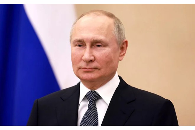 Putin Rusiya müsəlmanlarını təbrik etdi