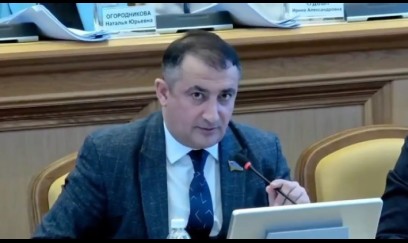 Spikerdən sərt çıxış: Deputat Xalid Tağızadə geri qayıtmalıdır!