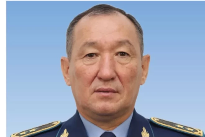 Qazaxıstanın müdafiə naziri dəyişdi 
