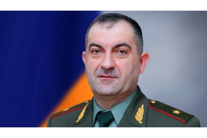 Asryan hindistanlı generalla görüşdü 