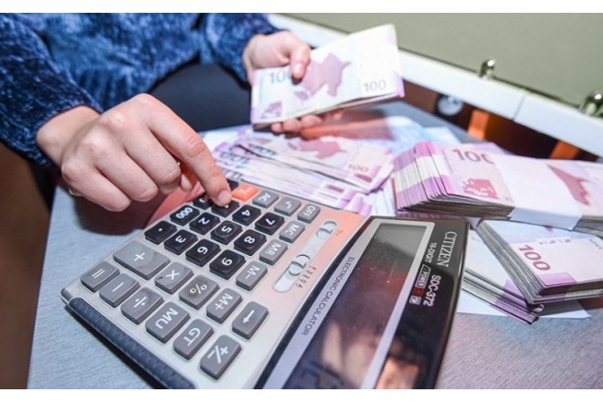 Bakıda aylıq orta gəlir artmaqda davam edir
