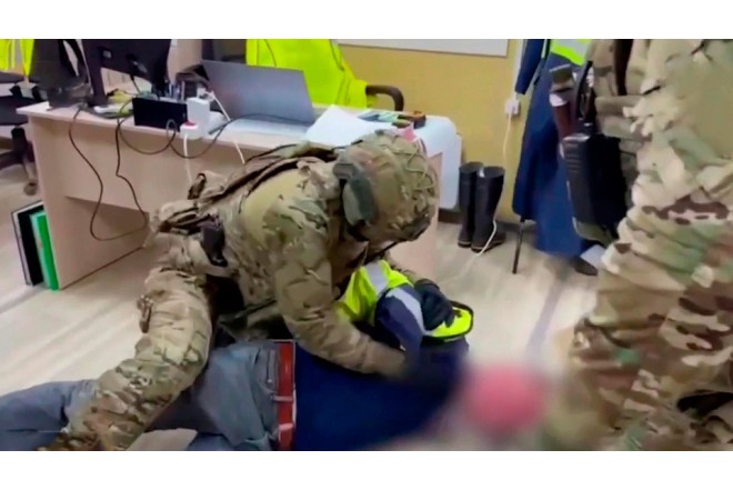 Aeroportda terror planlaşdıran belə saxlanıldı - VİDEO