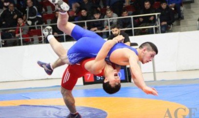 İki güləşçimiz Avropa çempionatında finala yüksəldi 