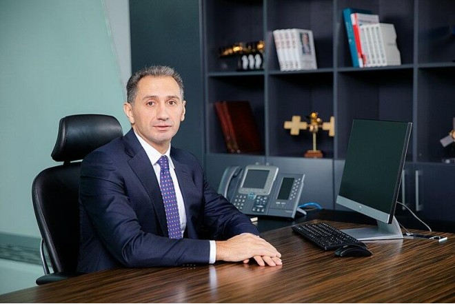 Yeni siyahıda Rəşad Nəbiyevin də adı var 