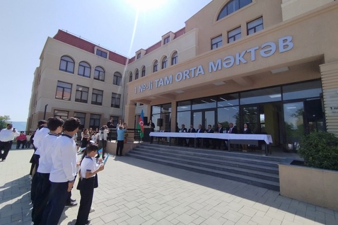 Qarabağda 58 şagird məzun sevincini yaşadı 