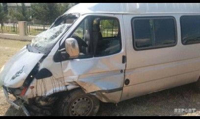 Naxçıvanda mikroavtobus qəzaya uğradı: yaralılar var