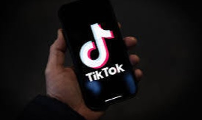 Tramp "TikTok"un bloklanmasını yenidən təxirə saləb 