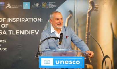 YUNESKO-da türk xalqlarının musiqi irsinə həsr olunan sərgi keçirildi- FOTOLAR