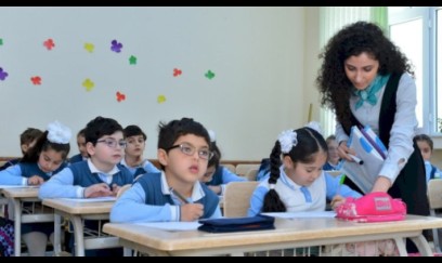 Azərbaycanda müəllimlərin MAAŞI ARTIB