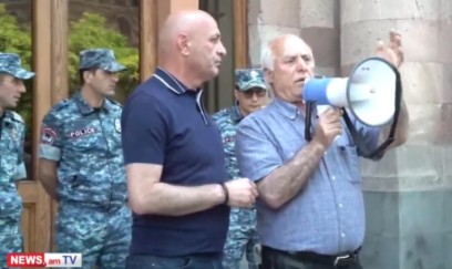 Qarabağ erməniləri İrəvanda ayağa qalxdılar -CANLI
