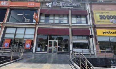 Paytaxtda tanınmış şirniyyat evi bağlandı - SƏBƏB