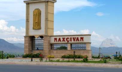 Naxçıvan Konstitusiyasından Moskva və Qars müqavilələri çıxarılır
