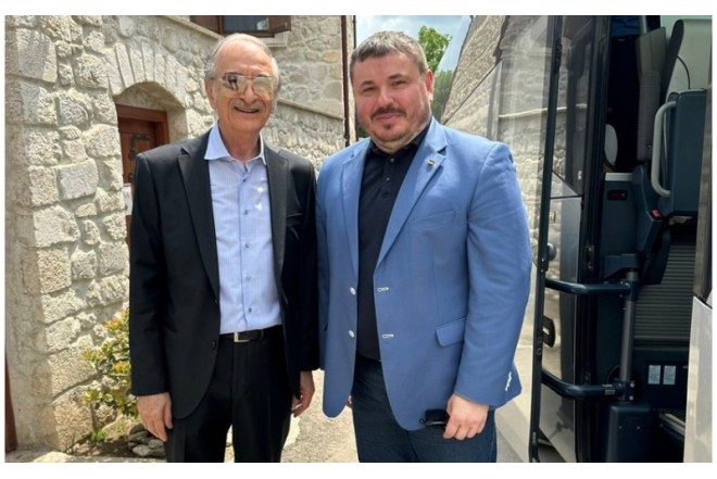 Ukrayna səfirindən Bülbülün ev-muzeyinə xüsusi ziyarət