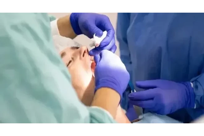 Ailənin gizli stomatoloji klinikası: 30 mindən çox qazandılar
