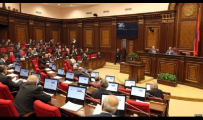 Xaçatur Sukiasyanın bu ölkəyə girişinə qadağa qoyulub 