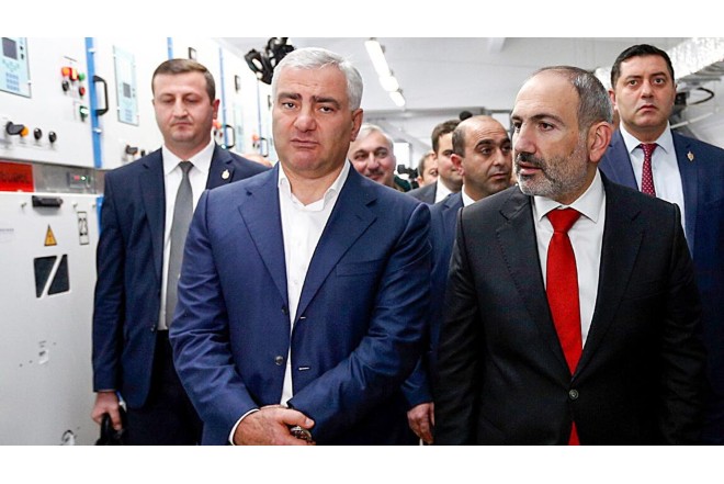Paşinyandan Rusiya meylli biznesmenə daha bir ağır zərbə