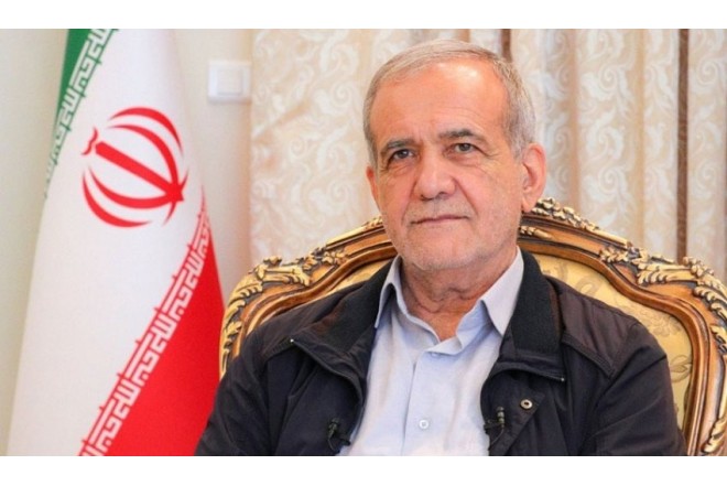İran Prezidenti Qətər əmirinə zəng etdi
