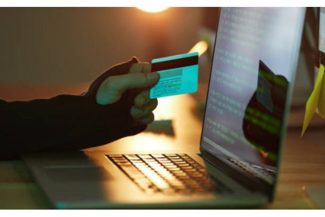 Ötən gün bank kartlarından nə qədər vəsait oğurlanıb?