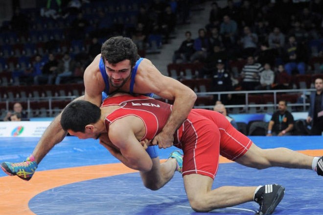6 güləşçimiz Avropa çempionatının finalına yüksəlib 