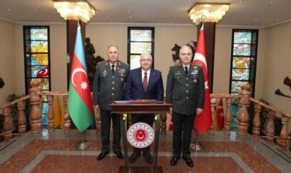 Türkiyə və Azərbaycan generalları bir arada