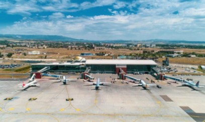 Tbilisidə yeni beynəlxalq aeroportun inşası təxirə salındı