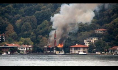 Antalyada yanğın: Bir otel, 3 bina yandı