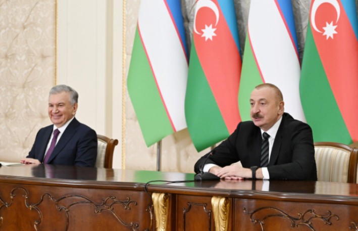 Azərbaycan Prezidenti Özbəkistana investisiyaları prioritet adlandırıb 