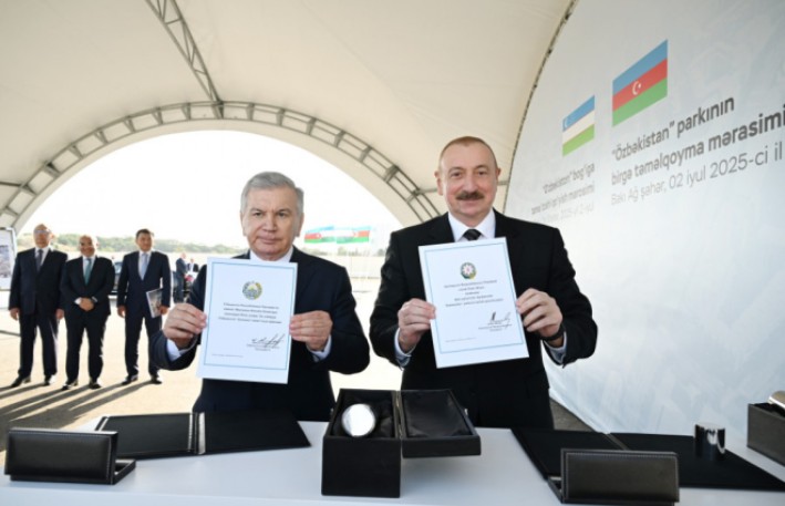 Bakıda “Özbəkistan” parkının təməli qoyulub 