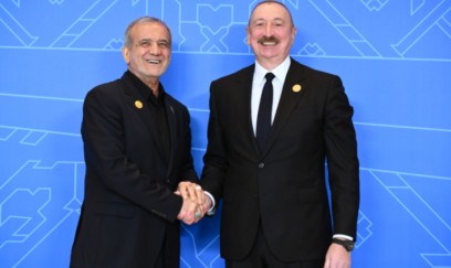 Pezeşkian İlham Əliyevə təşəkkür etdi - FOTOLAR