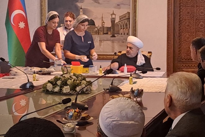 Allahşükür Paşazadə qan verdi  - FOTOLAR