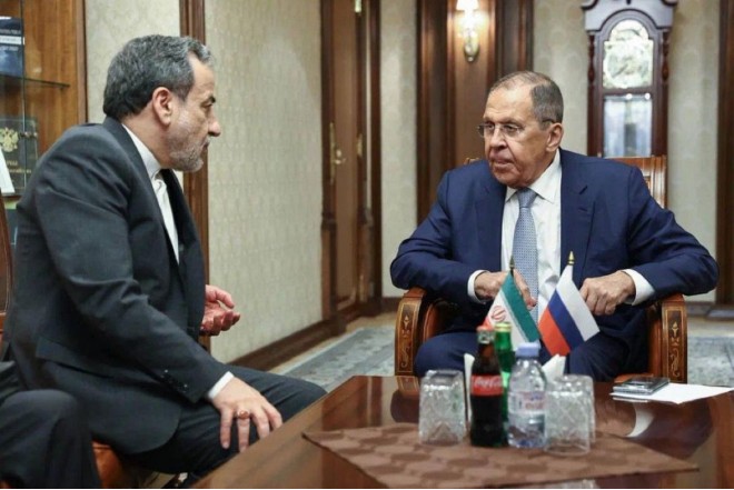 Lavrov Braziliyada Araqçi ilə görüşüb 