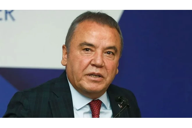 Antalya Böyükşəhər Bələdiyyə Başçısı vəzifəsindən uzaqlaşdırılıb 