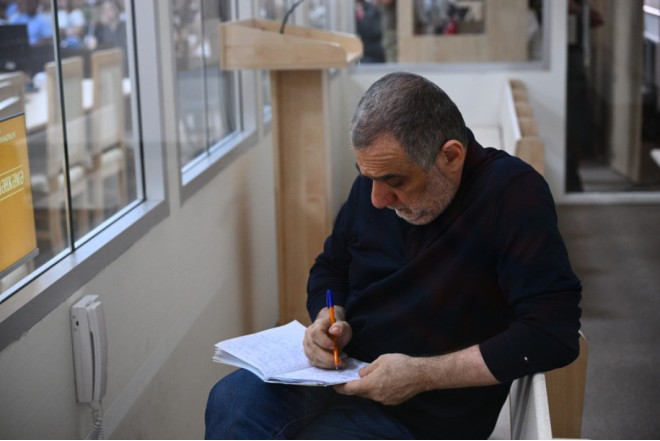 Ruben Vardanyanın məhkəməsində zərərçəkmişlər və hüquqi varislər ifadə verib 