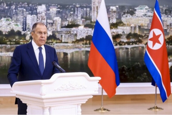 Lavrov Şimali Koreyaya səfər edəcək
