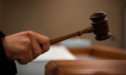 Rüşvət almaqda təqsirləndirilən sabiq hakim kassasiya şikayəti verib 