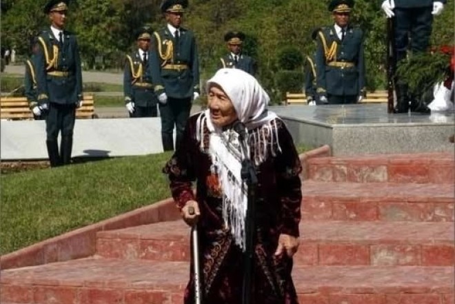 Tarixi ANA obrazı ilə gözəlləşdirən türk qadını 