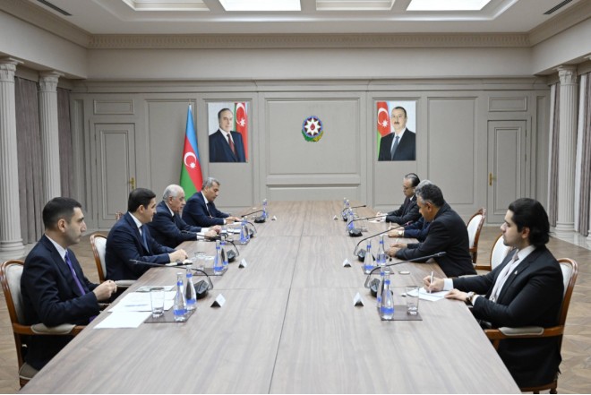 Əli Əsədov Pakistanın federal hüquq və ədliyyə naziri ilə görüşüb 