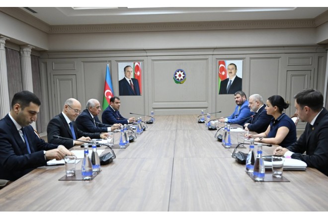 Əli Əsədov Ukraynanın energetika naziri ilə görüşüb 