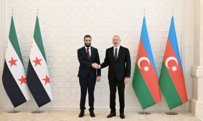 Prezident İlham Əliyevin Suriyanın keçid dövrü Prezidenti ilə geniş tərkibdə görüşü olub 