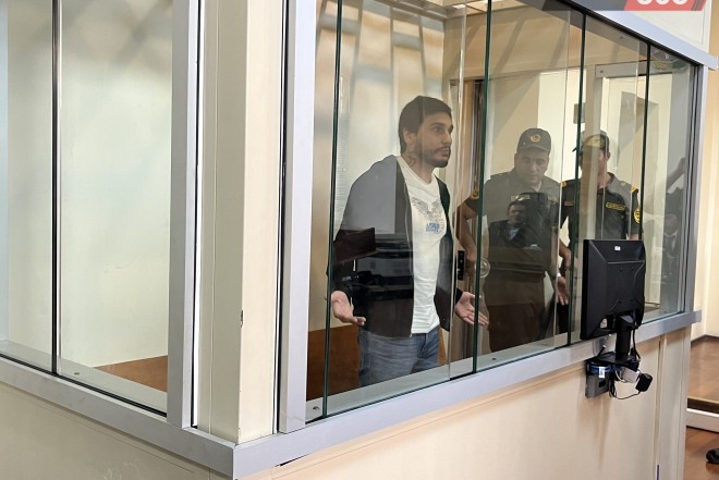 Rövşən Süleymanovun məhkəməsi başlayıb 