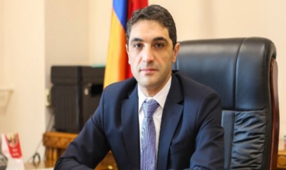 Ermənistanda nazir işdən çıxarılıb